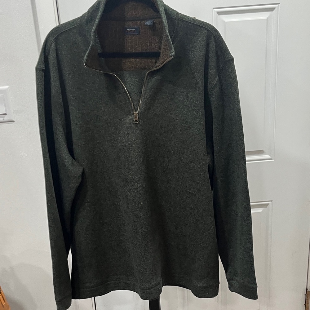 Arrow Men's Olive Zip-Up Sweater